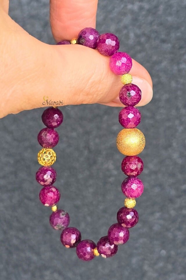 Ece Yakut Doğal Taş Tasarım Bileklik-1 (925 Ayar Gümüş Üzeri 14K Altın Kaplama)