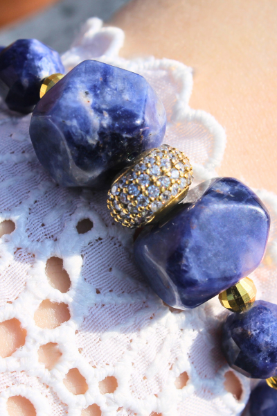 Azura Sodalit Doğal Taş Tasarım Bileklik-2 (925 Ayar Gümüş Üzeri 14K Altın Kaplama)