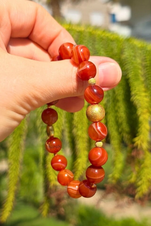 Berra Yemen Akik Doğal Taş Tasarım Bileklik-1 (925 Ayar Gümüş Üzeri Altın Kaplama)