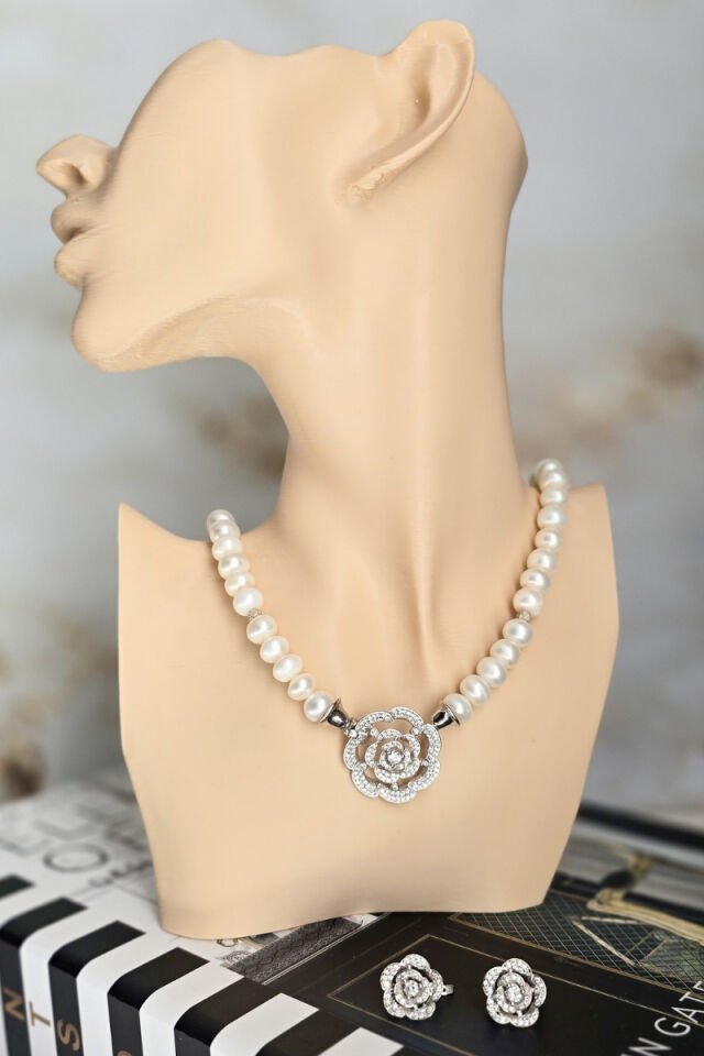 Majori Rose İnci Tasarım Kolye (925 Ayar Gümüş)