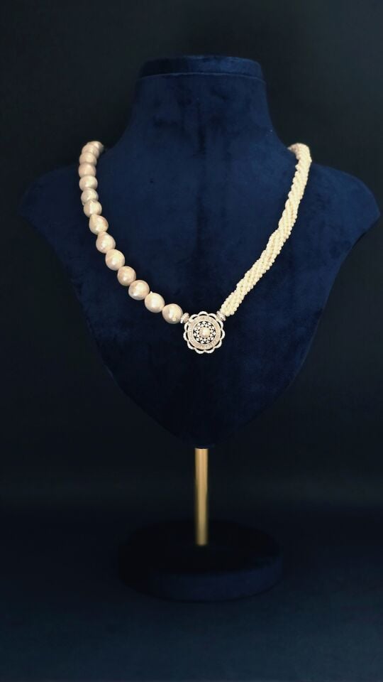 Majori Elegance Barok-Kum İnci Tasarım Kolye-113 (925 Ayar Gümüş)