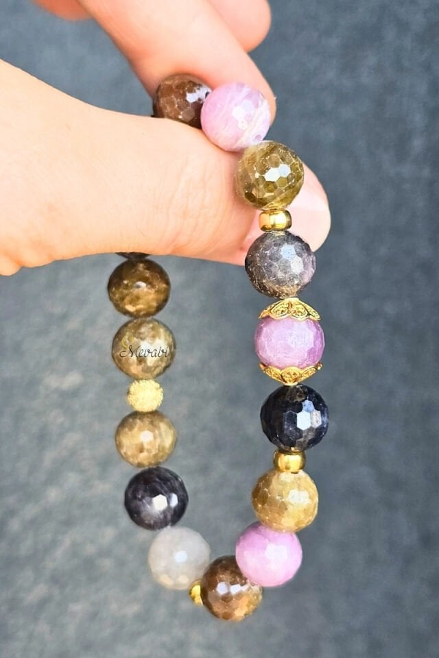 Hevin Safir Doğal Taş Tasarım Bileklik-2 (925 Ayar Gümüş Üzeri 14K Altın Kaplama)