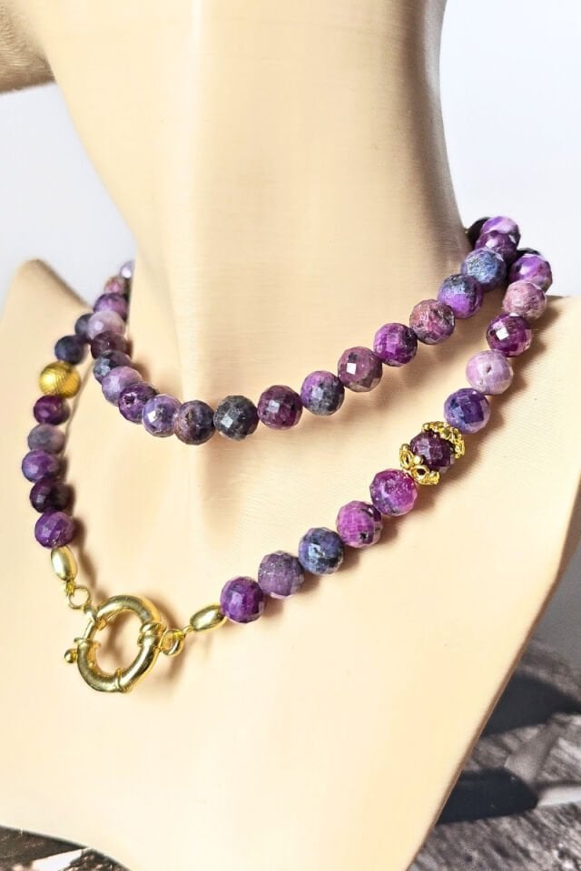 Ece Yakut Doğal Taş Tasarım Kolye-1 (925 Ayar Gümüş Üzeri 14K Altın Kaplama)