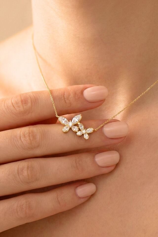 Mevabi Vera 925 Ayar Gümüş Kolye (Altın Kaplama)