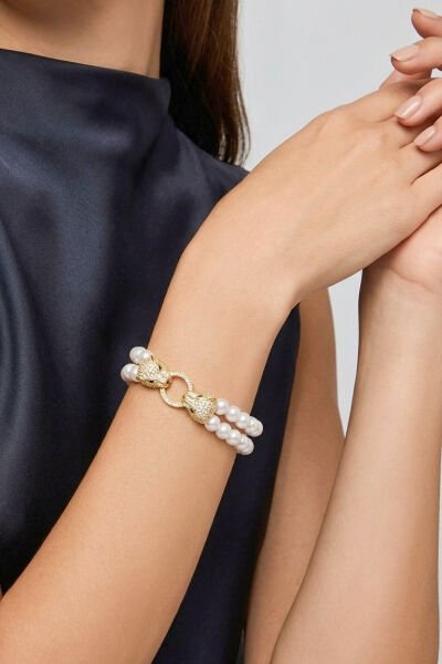 Majori Çift Sıra İnci & Panter Başlı Tasarım Kelepçe Bileklik (925 Ayar Gümüş Üzeri 14K Altın Kaplama)